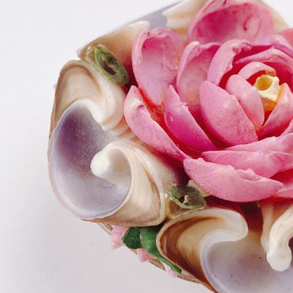 Vintage 50s Shell Brooch Layered Pink Floral Mid Century Tropical Beach Jewelry - Picture 8 of 10